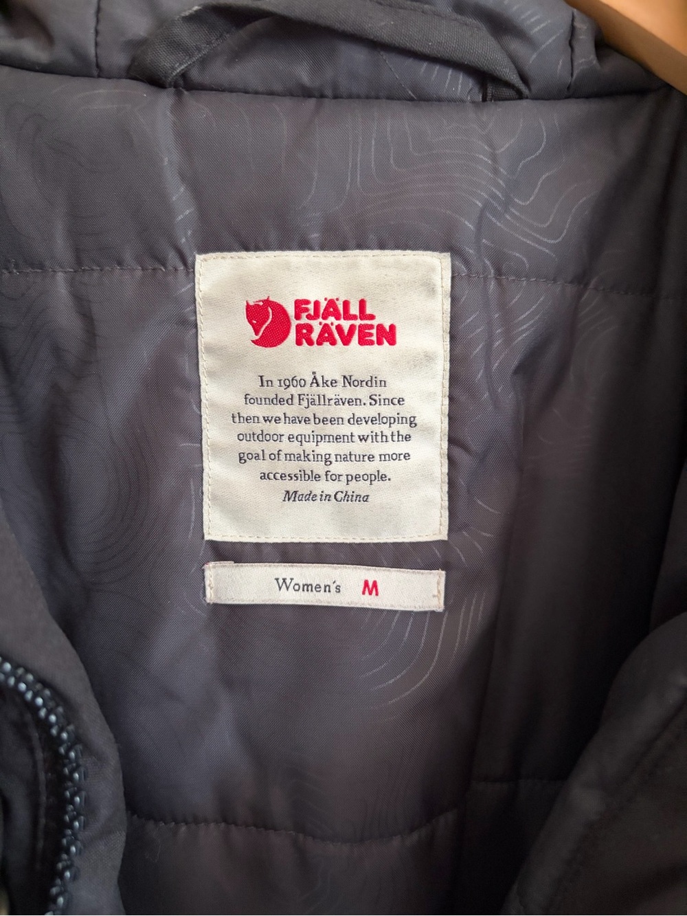 Fjallraven Women’s Barents Parka - Picture 5 of 8